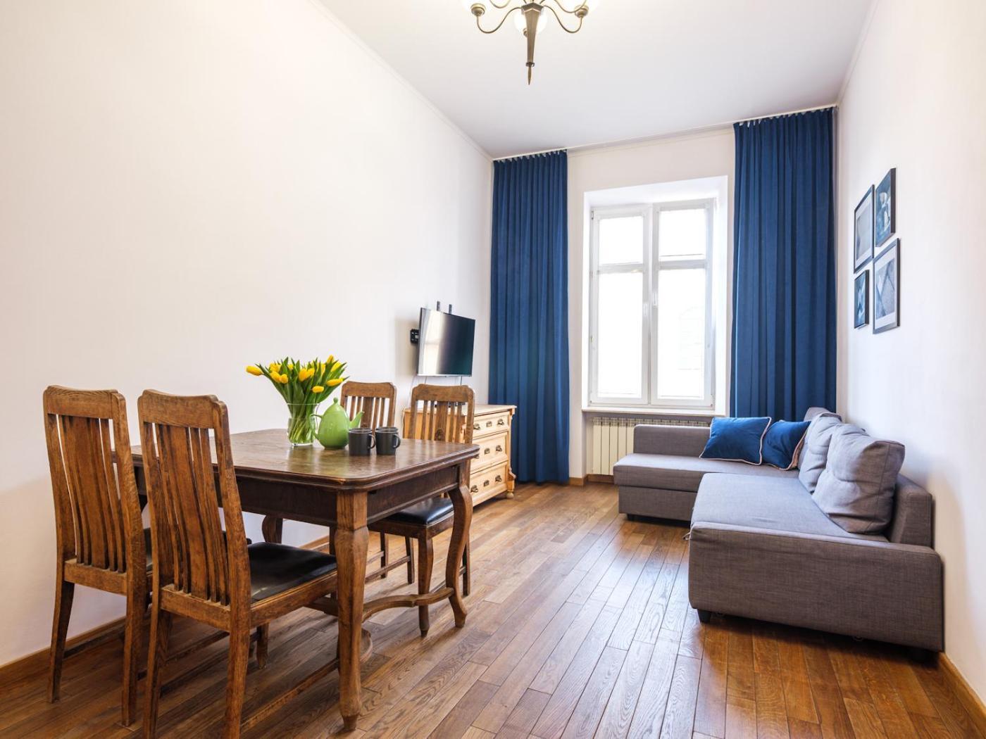 Tyzenhauz Apartments Krowoderska Street Krasków Exterior foto